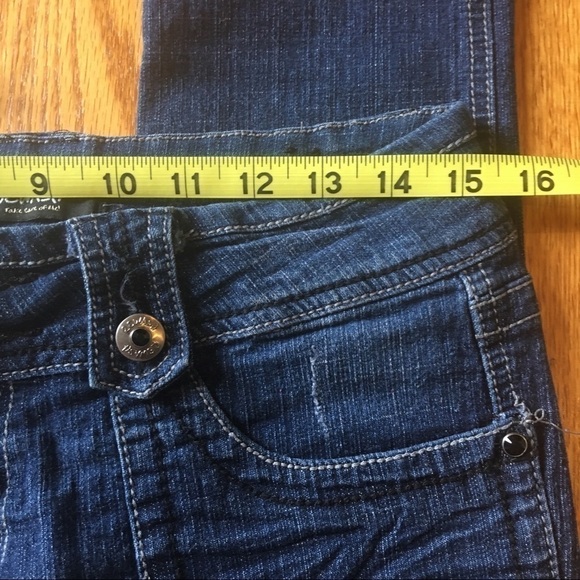 Woman’s straight skinny jeans rewash size 7 good used condition - Picture 4 of 8